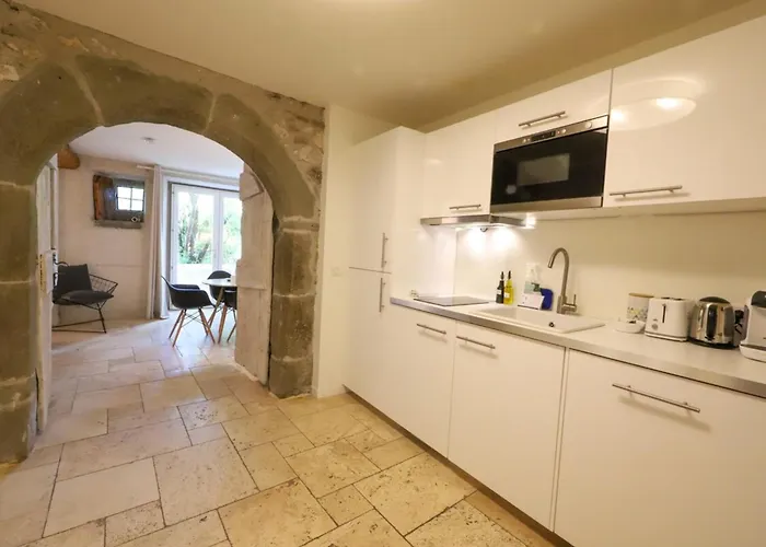 Pierres Plates Apartment